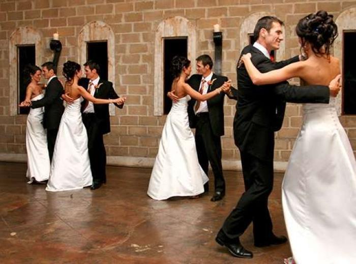Essential Dental Treatments for Your Wedding Day Smile