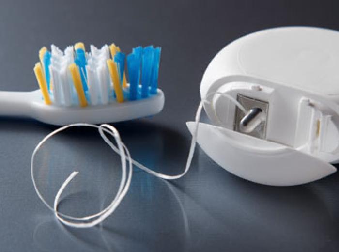 Best Dental Floss Options and Tips for Family Care
