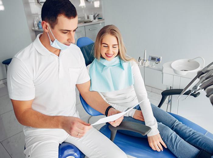General Dentist vs. Dental Specialist: Which to Choose?